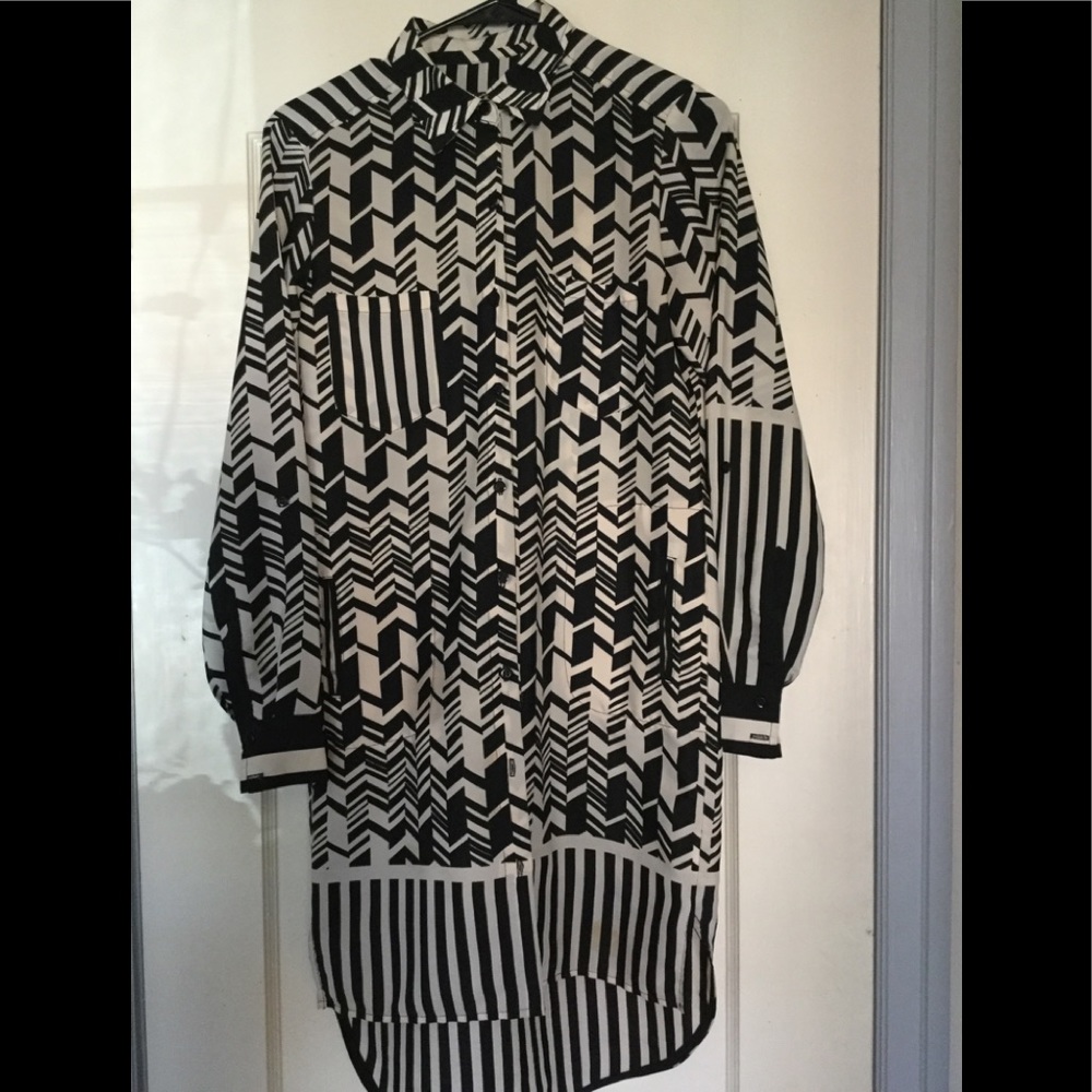 Vintage black and white shirtdress